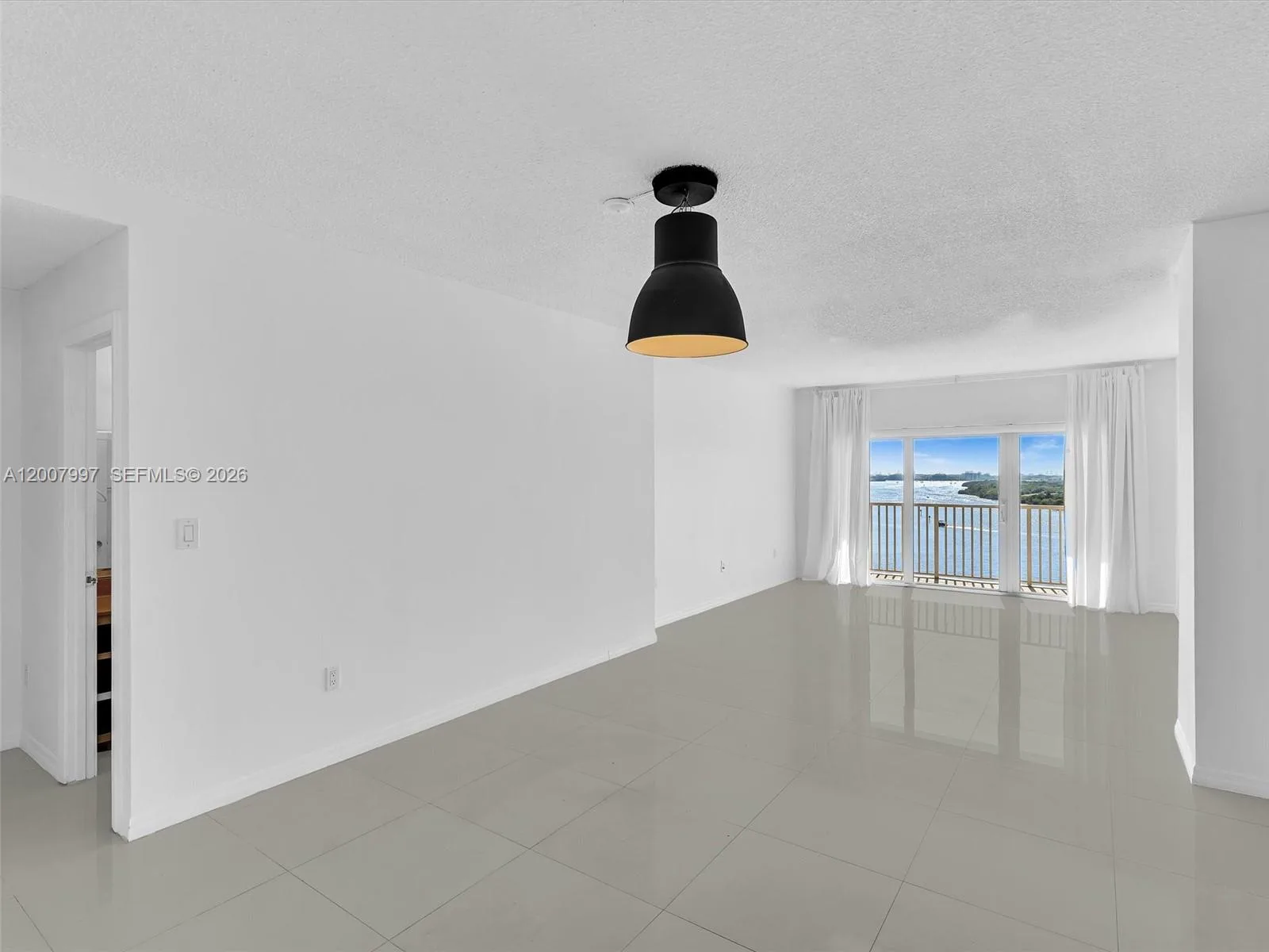300 Bayview Dr # 902, Sunny Isles Beach, FL 33160 photo 8
