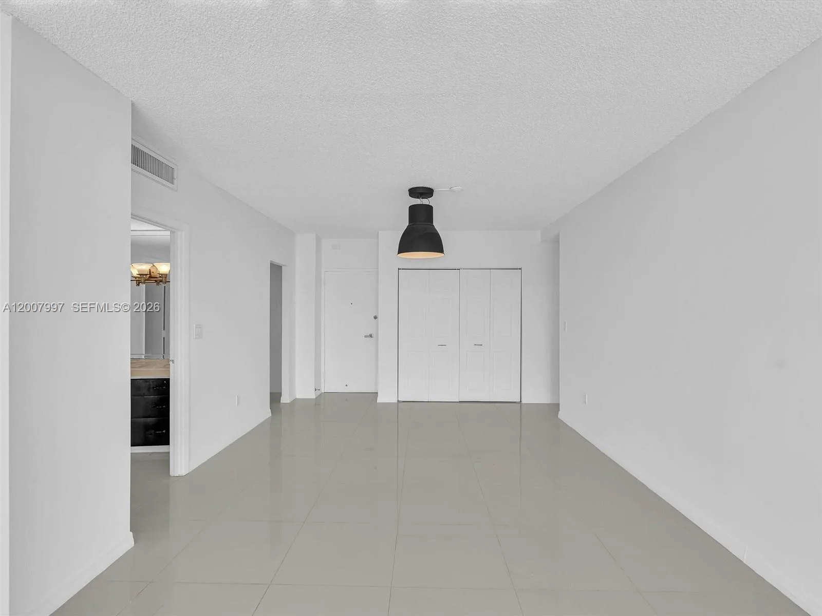 300 Bayview Dr # 902, Sunny Isles Beach, FL 33160 photo 9