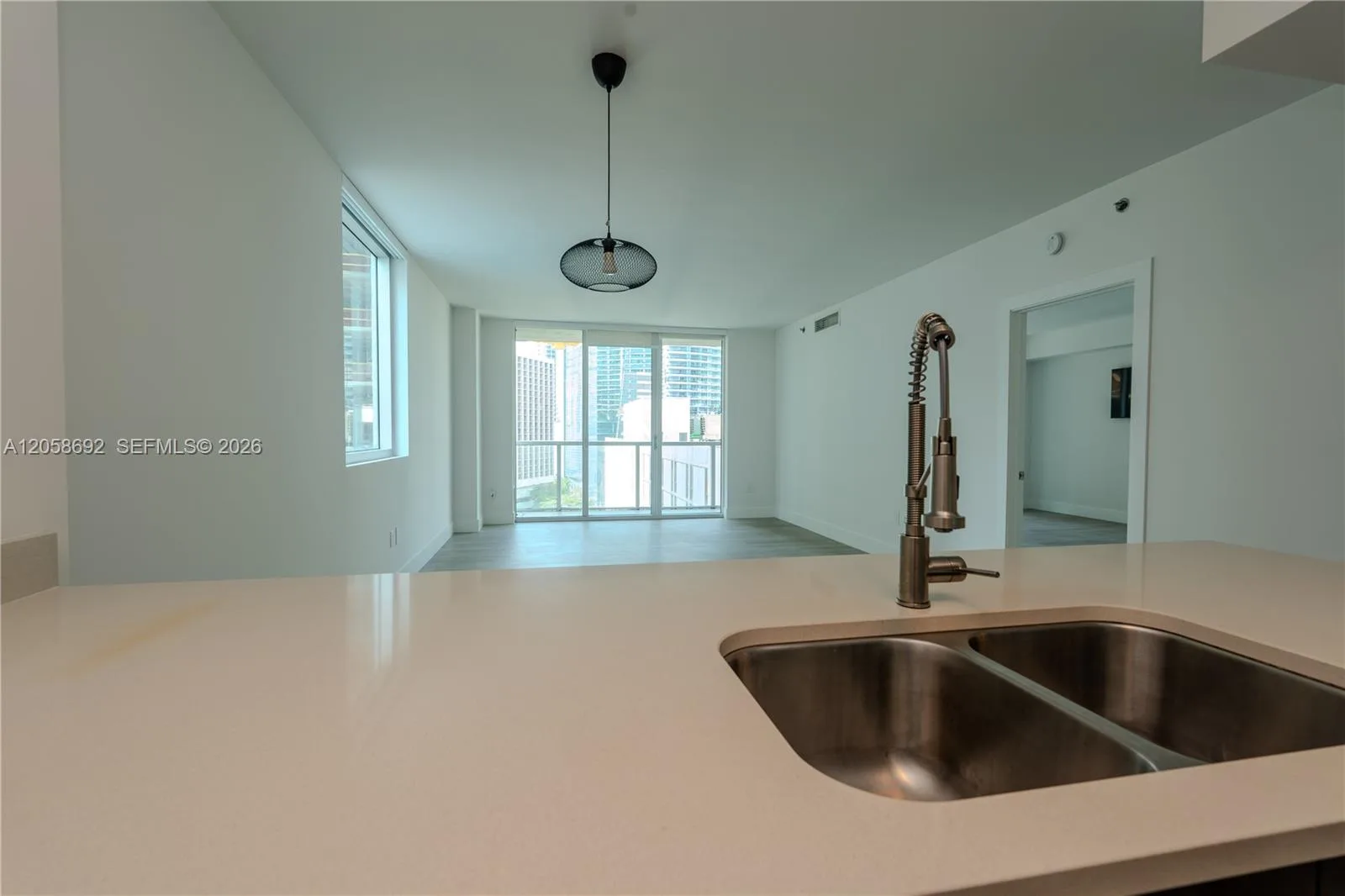 500 Brickell Ave # 1407, Miami, FL 33131 photo 10