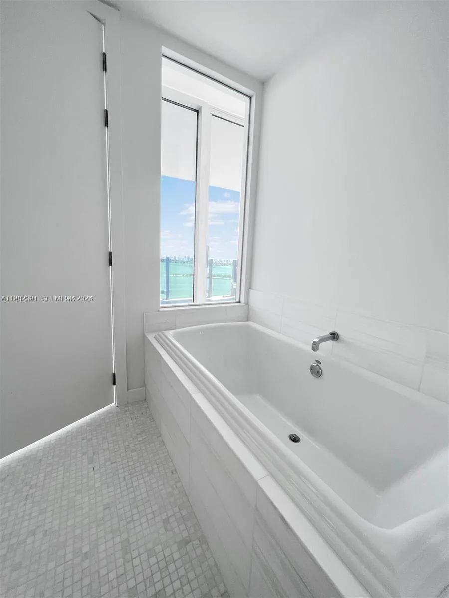 700 NE 26th Ter # 2303, Miami, FL 33137 photo 9