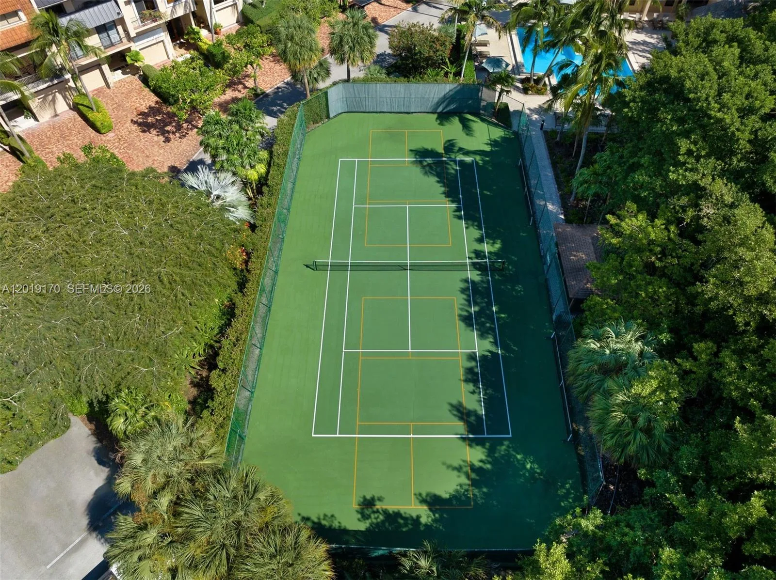 6206 Paradise Point Dr, Palmetto Bay, FL 33157 photo 2
