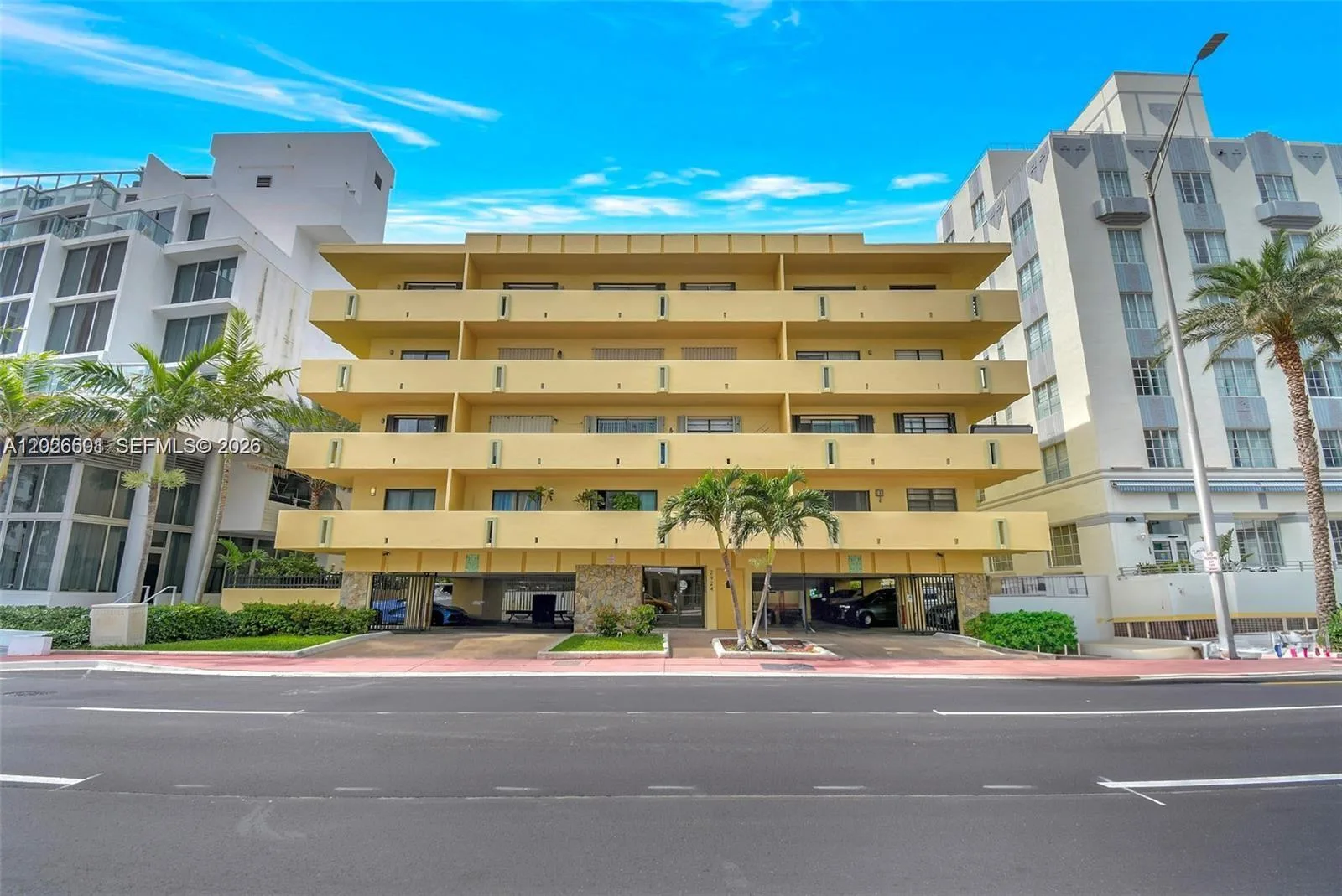 2924 Collins Ave # 301, Miami Beach, FL 33140