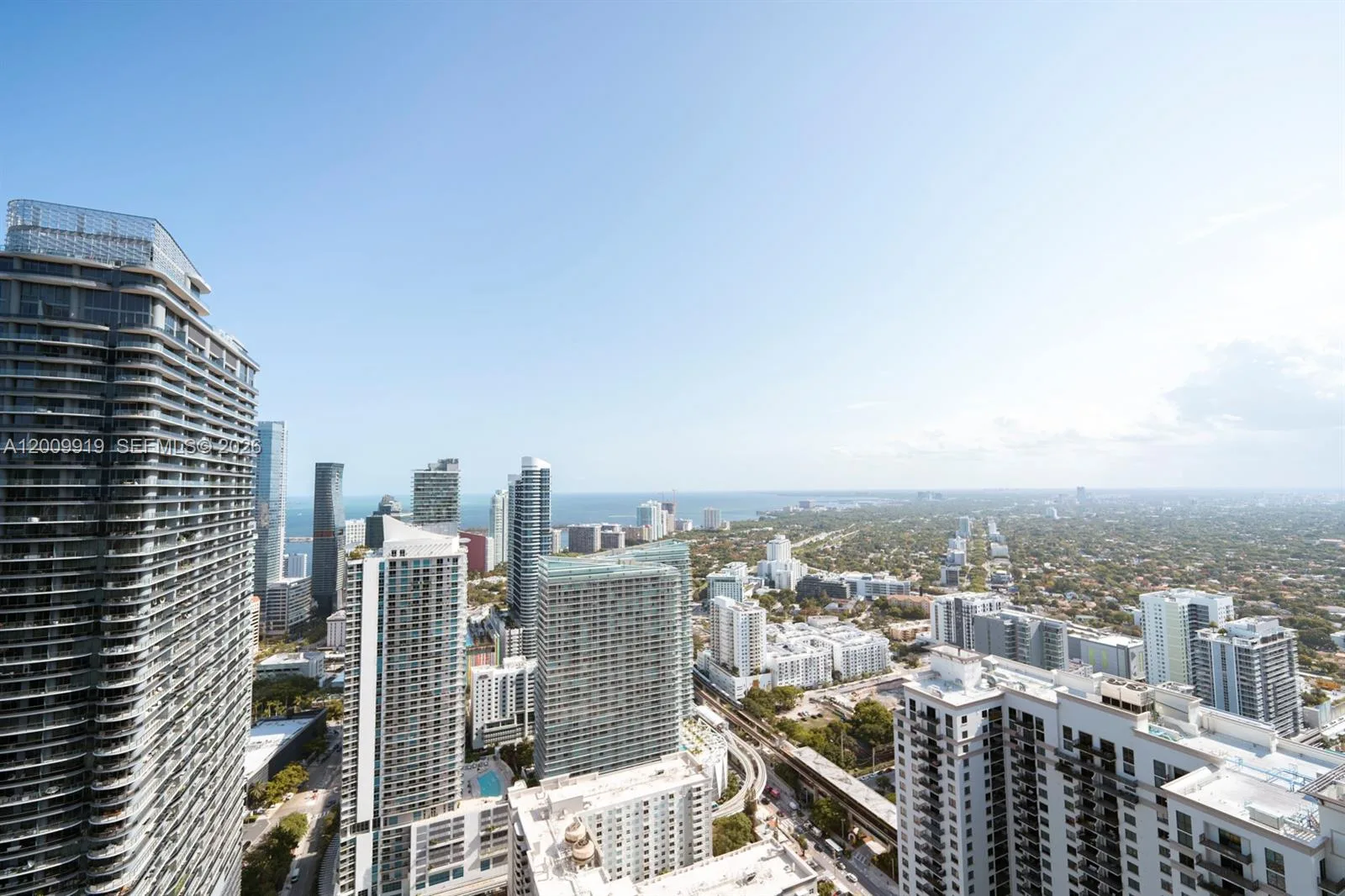 45 SW 9th St # 4906, Miami, FL 33130 photo 7