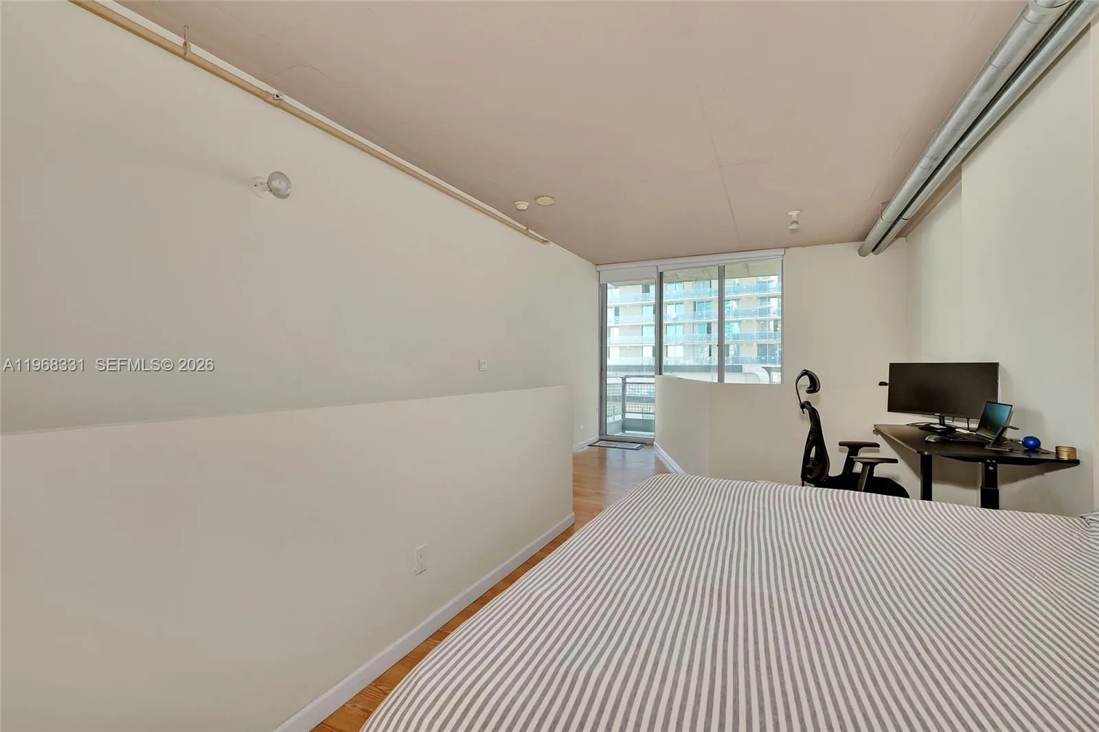 690 SW 1st Ct # 1504, Miami, FL 33130 photo 12