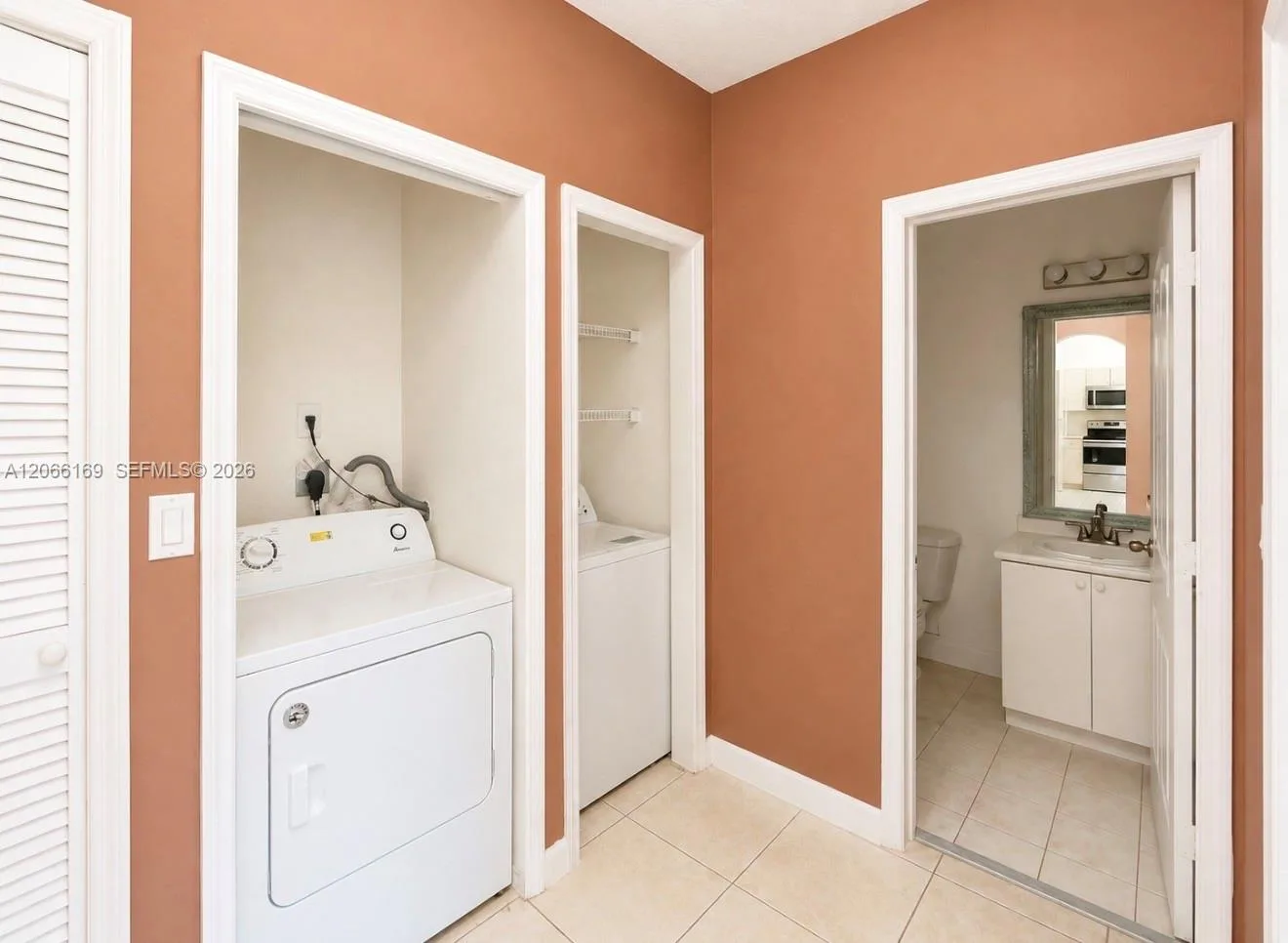 2811 SE 17th Ave # 206, Homestead, FL 33035 photo 2