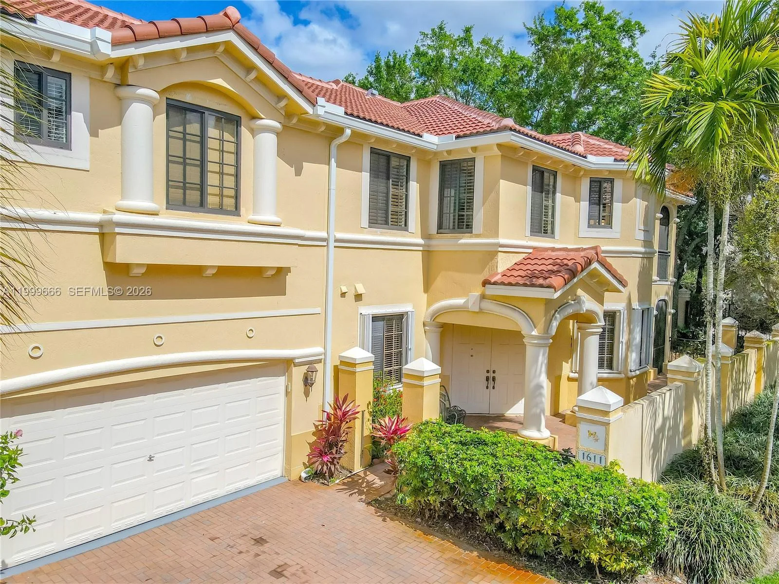 1611 Passion Vine Cir # 12-2, Weston, FL 33326