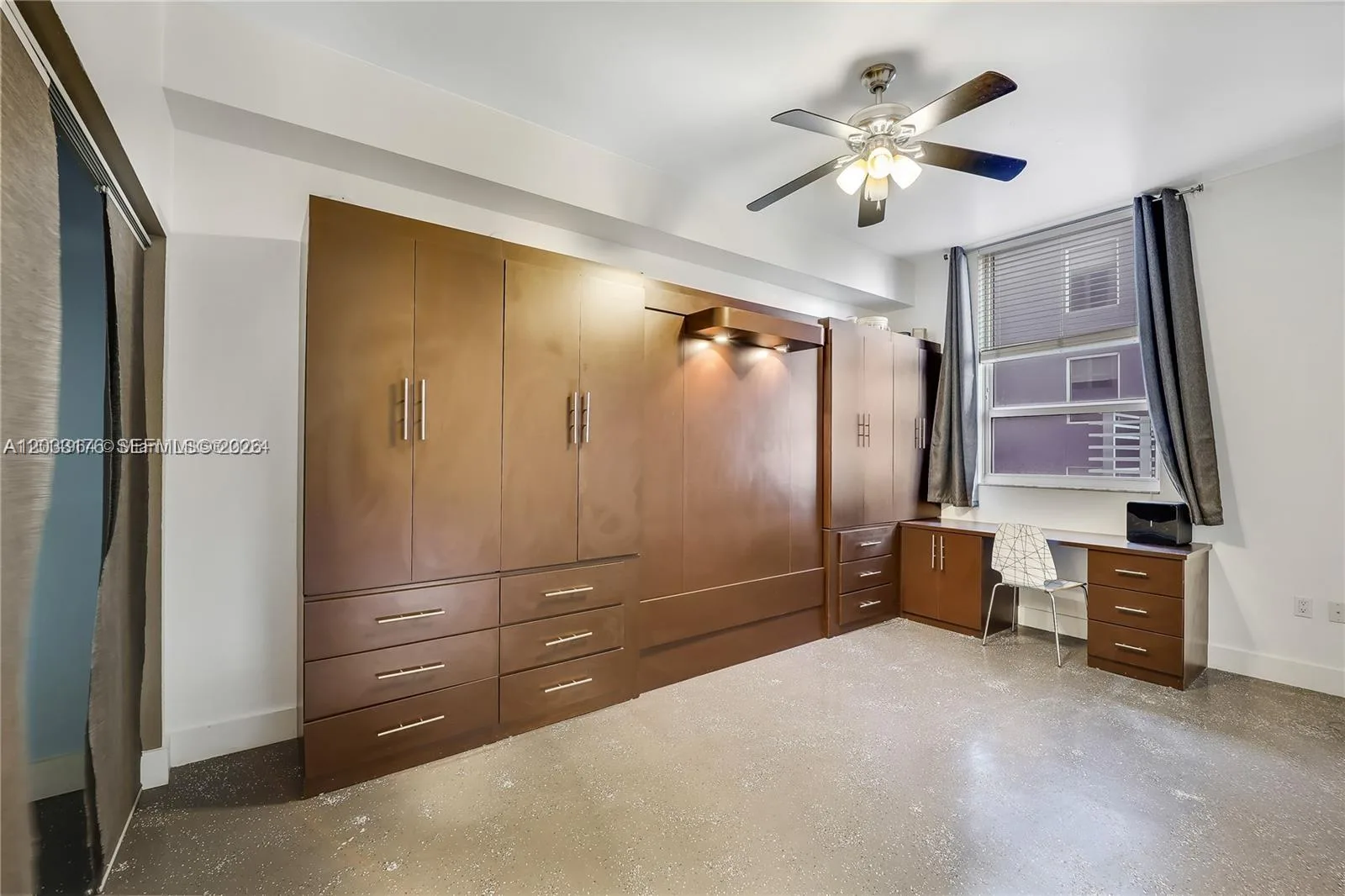 234 NE 3rd St # 507, Miami, FL 33132 photo 4