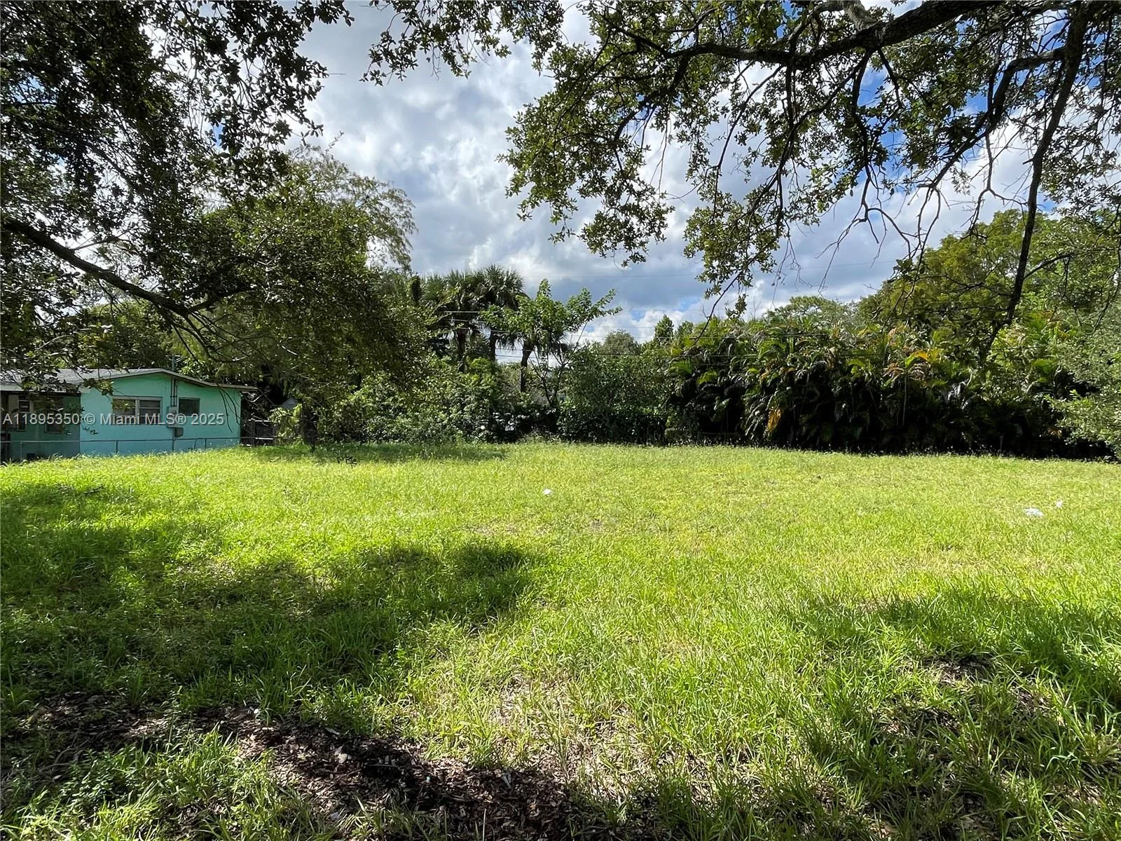 833 NW 12th Ave, Fort Lauderdale, FL 33311 photo 5