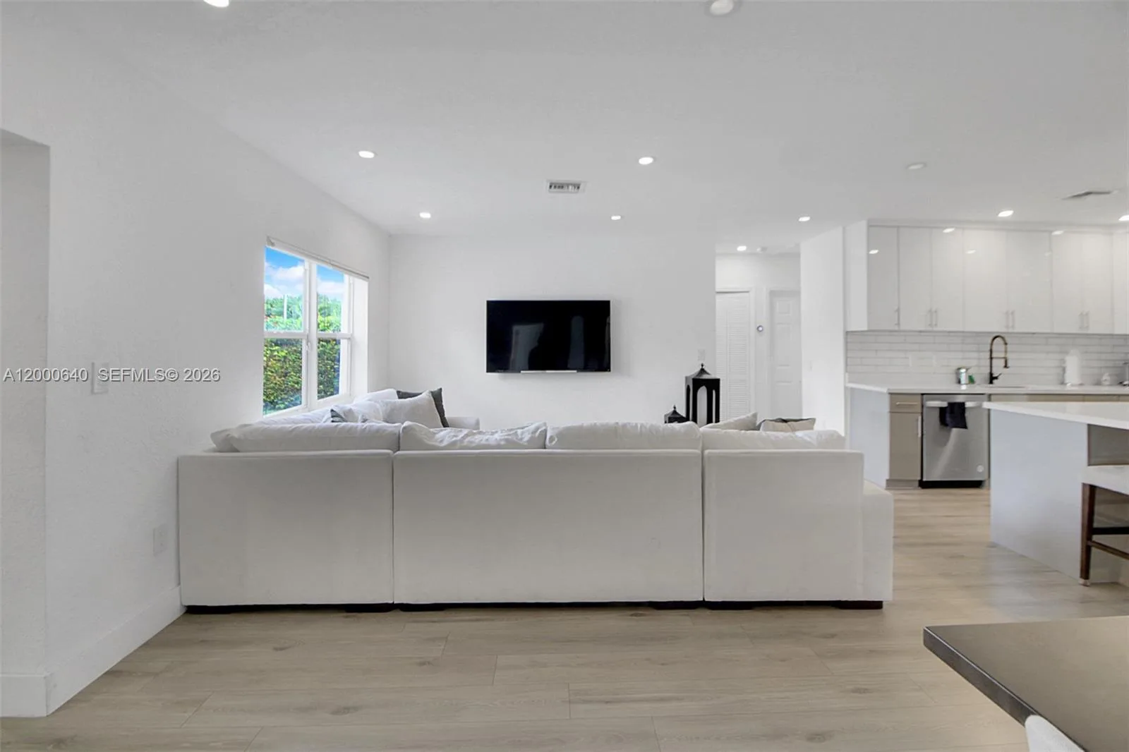18361 NE 20th Pl # 18361, North Miami Beach, FL 33179 photo 12