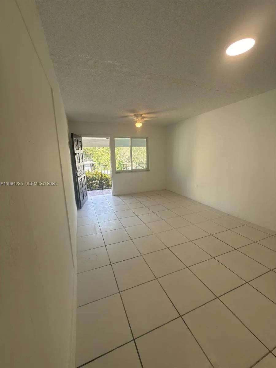 2622 NW 24th St # 3B, Miami, FL 33142 photo 2