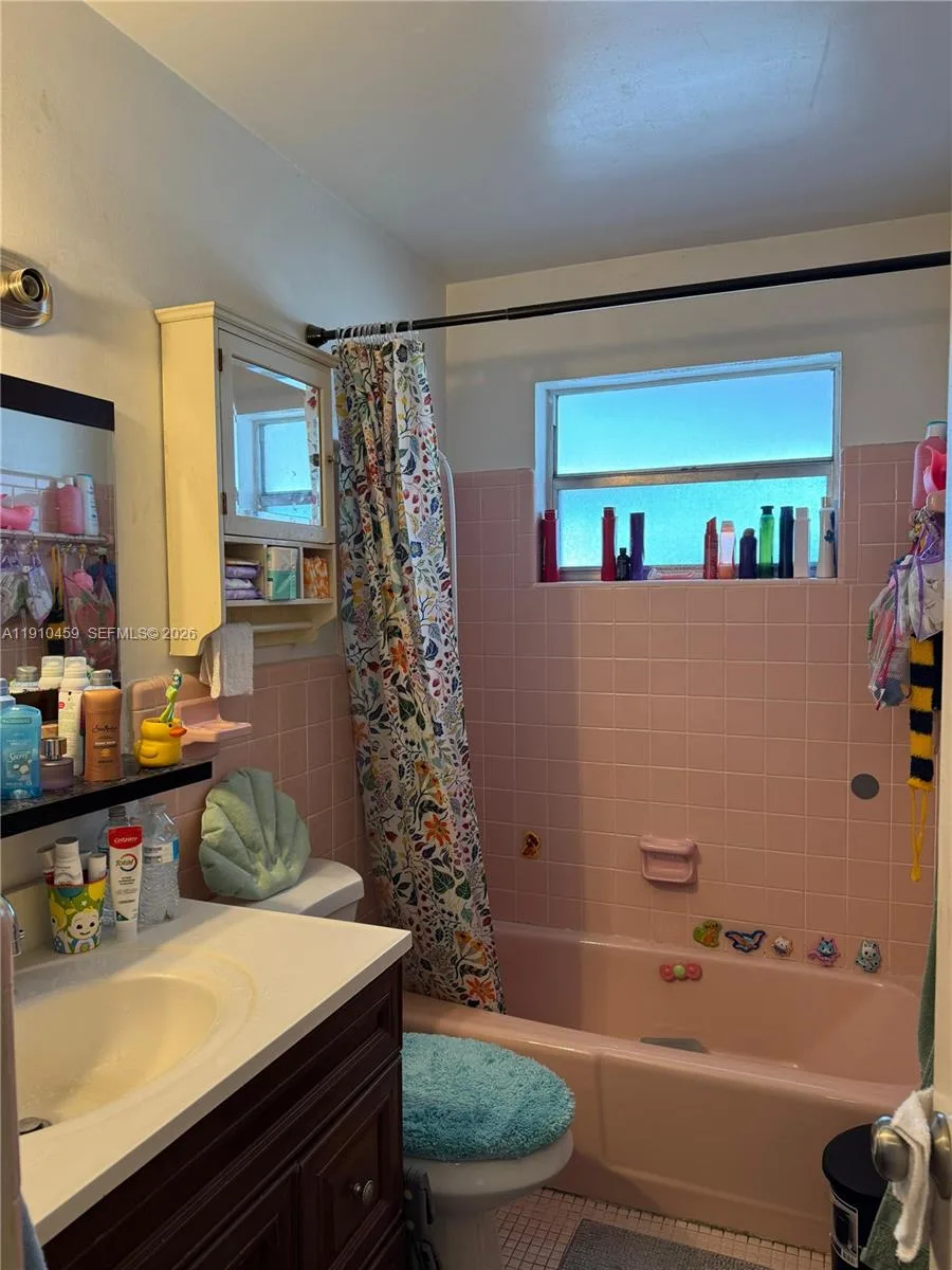 2444 Polk St # 210, Hollywood, FL 33020 photo 5