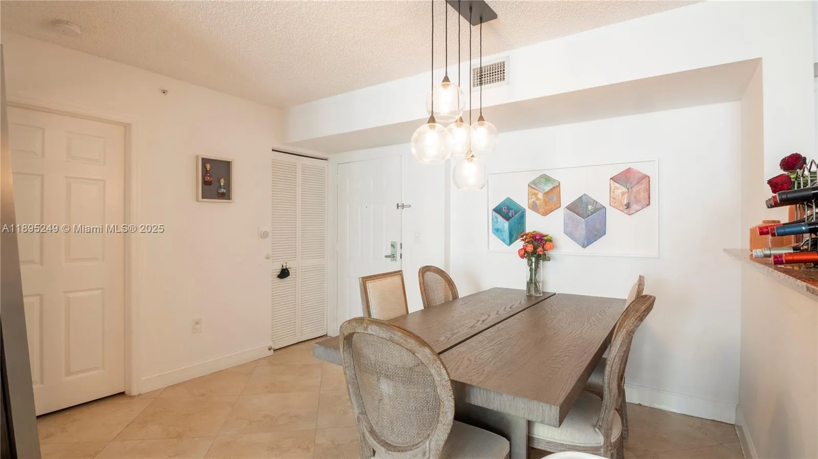 1155 Brickell Bay Dr # 2208, Miami, FL 33131 photo 5