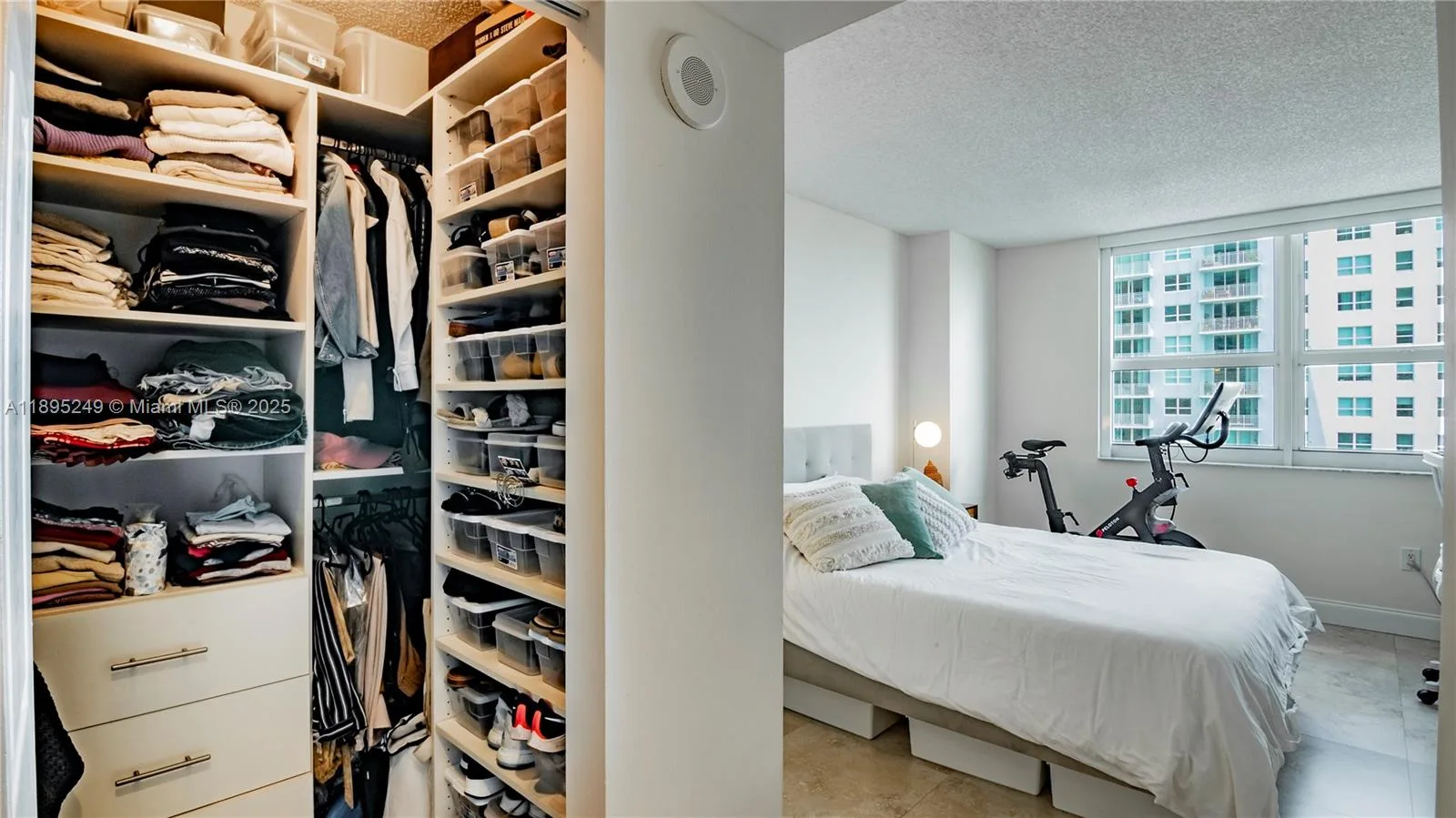 1155 Brickell Bay Dr # 2208, Miami, FL 33131 photo 6