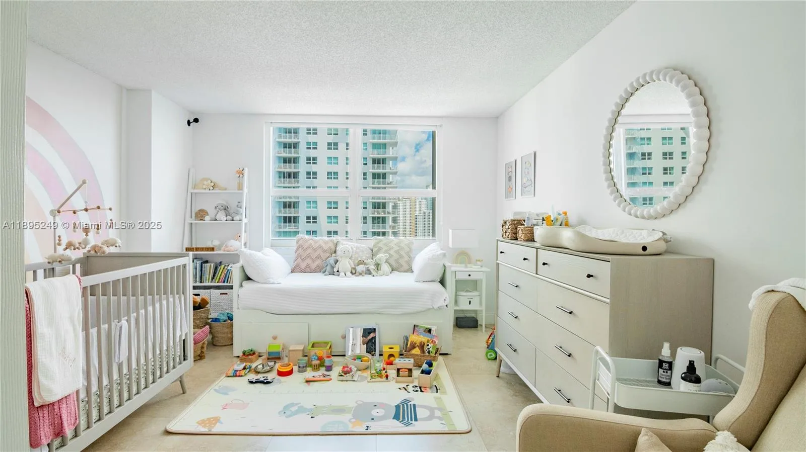 1155 Brickell Bay Dr # 2208, Miami, FL 33131 photo 8