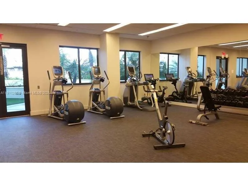 999 SW 1st Ave # 1413, Miami, FL 33130 photo 12