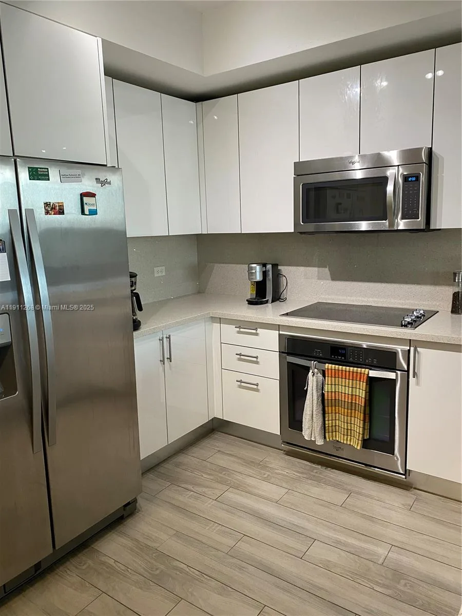 999 SW 1st Ave # 1413, Miami, FL 33130 photo 7