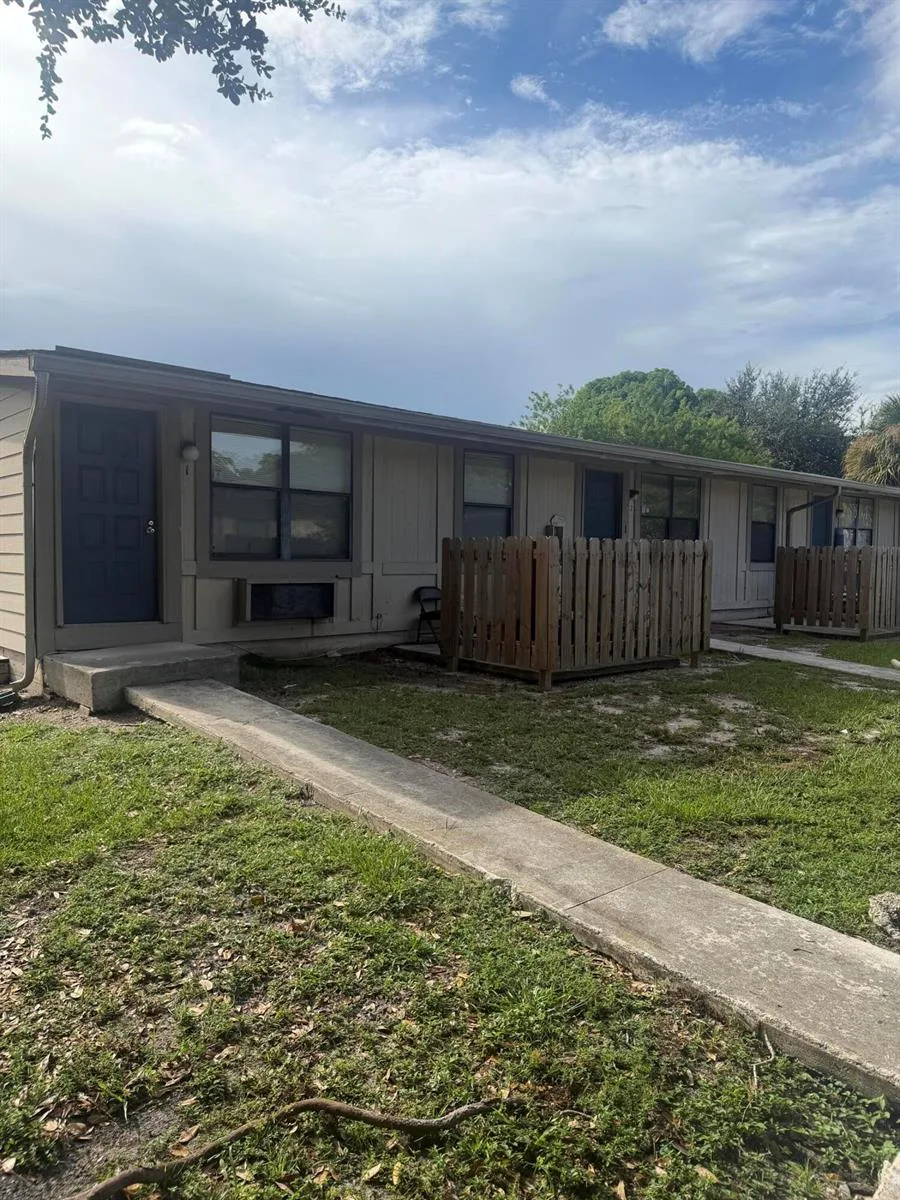 5063 Elmhurst Road # 2, West Palm Beach, FL 33417