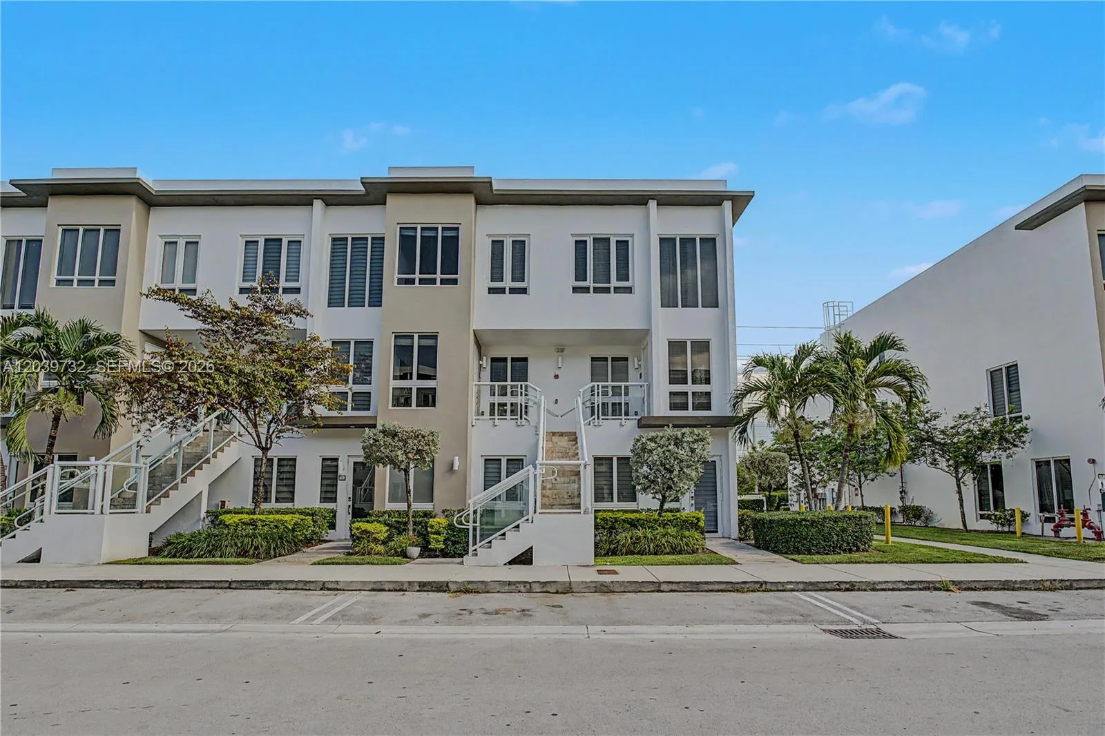 10260 NW 63 Terrace # 213, Miami, FL 33178