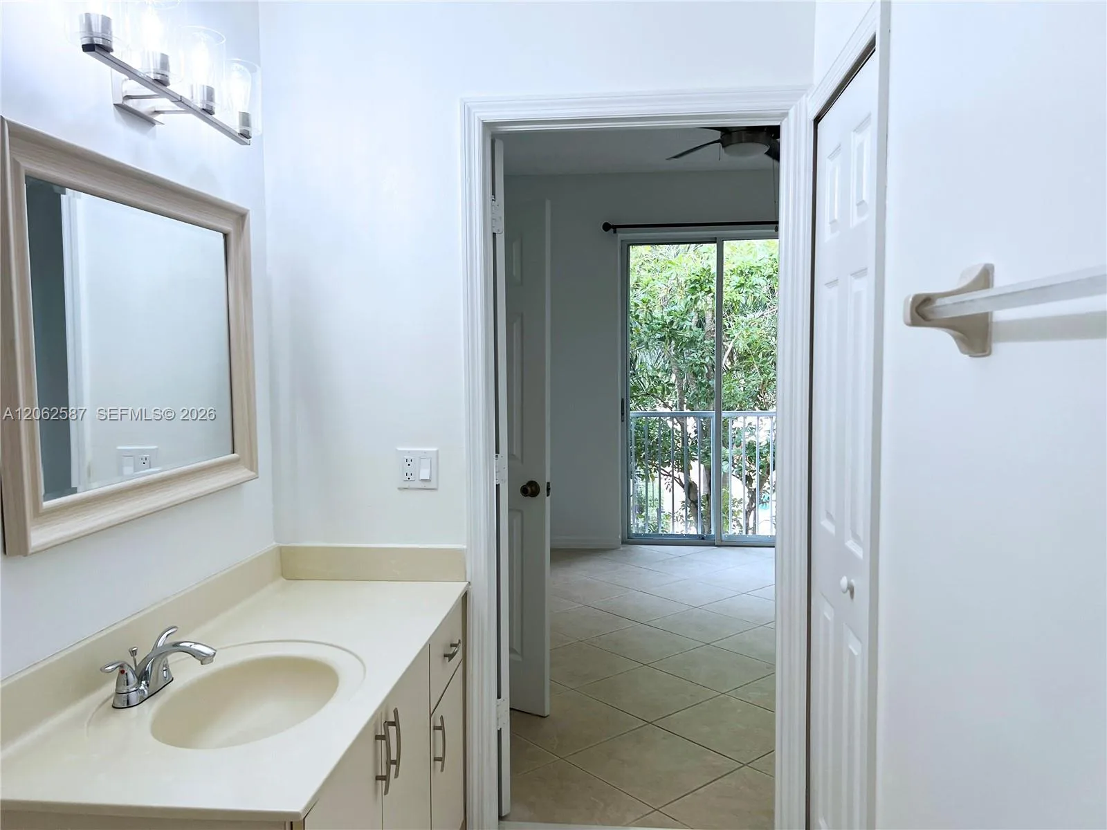 7085 Nova Dr # 330, Davie, FL 33317 photo 12
