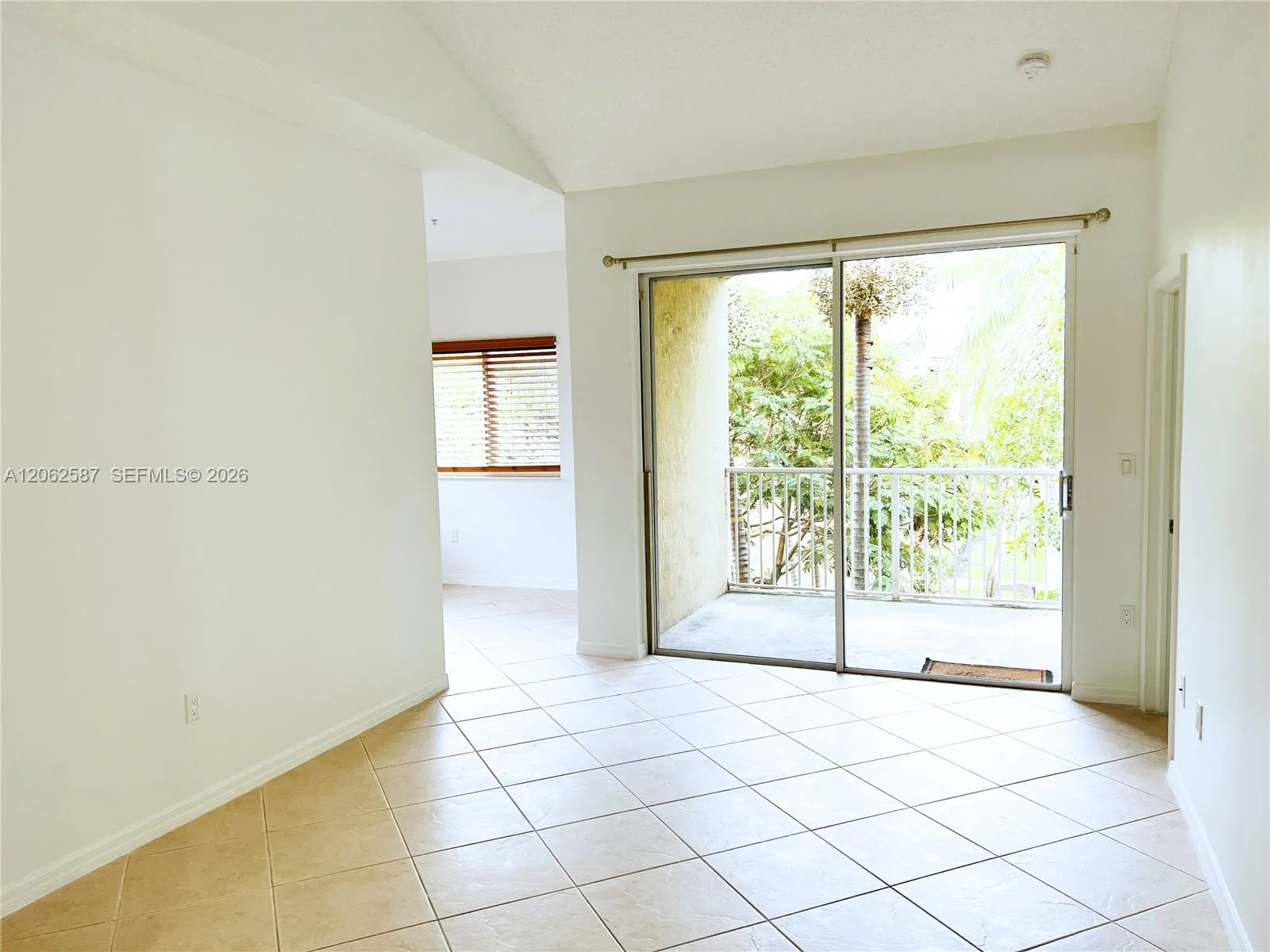 7085 Nova Dr # 330, Davie, FL 33317 photo 3