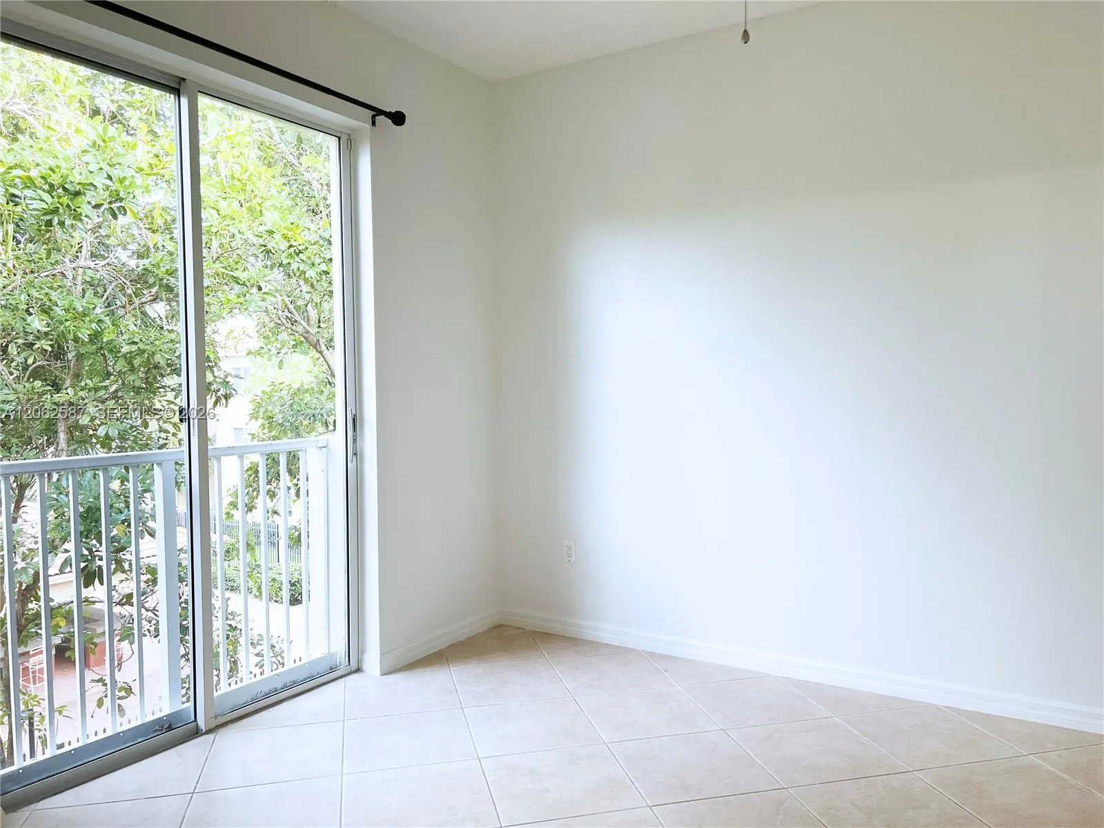 7085 Nova Dr # 330, Davie, FL 33317 photo 4