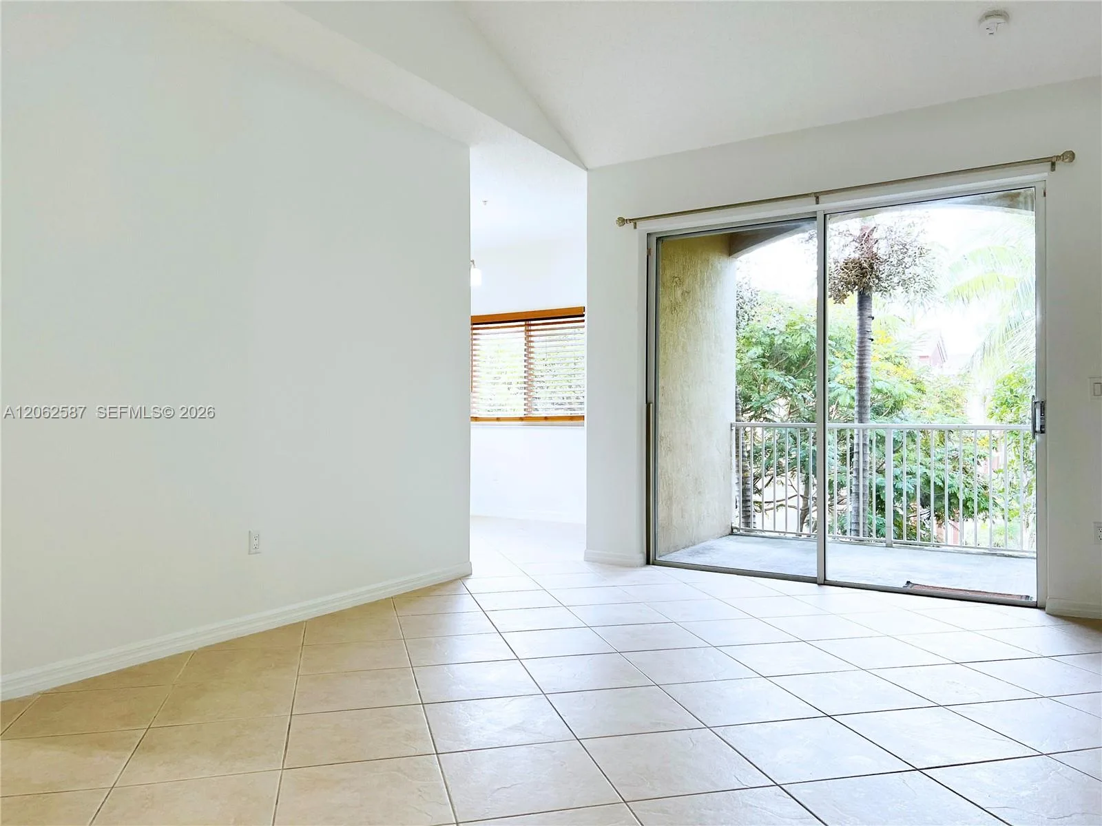 7085 Nova Dr # 330, Davie, FL 33317 photo 5