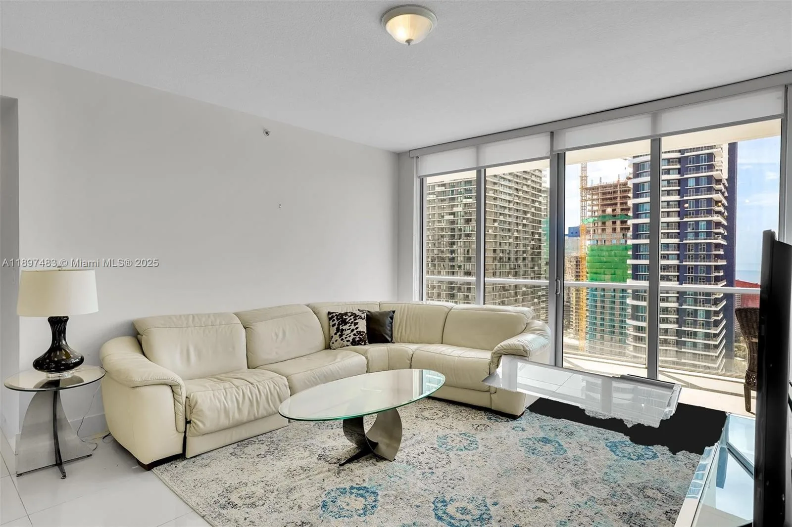 79 SW 12th St # PH3804, Miami, FL 33130 photo 6
