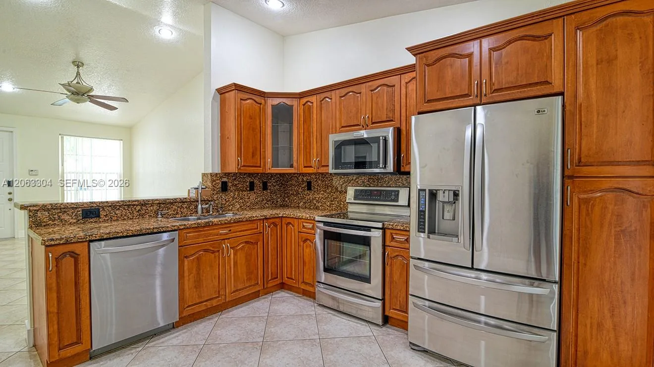 18743 SW 27th St, Miramar, FL 33029 photo 9