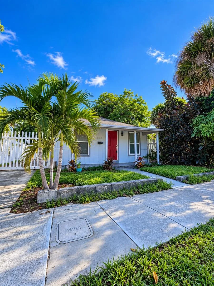 1028 18TH Street # 0, West Palm Beach, FL 33407