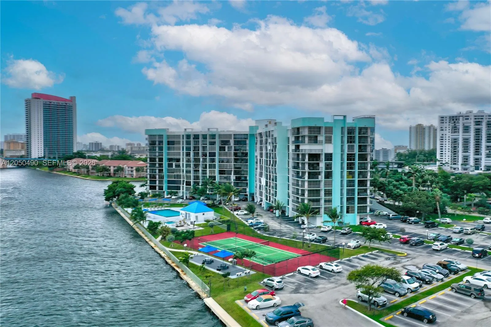 200 E Leslie Dr # 722, Hallandale Beach, FL 33009 photo 2