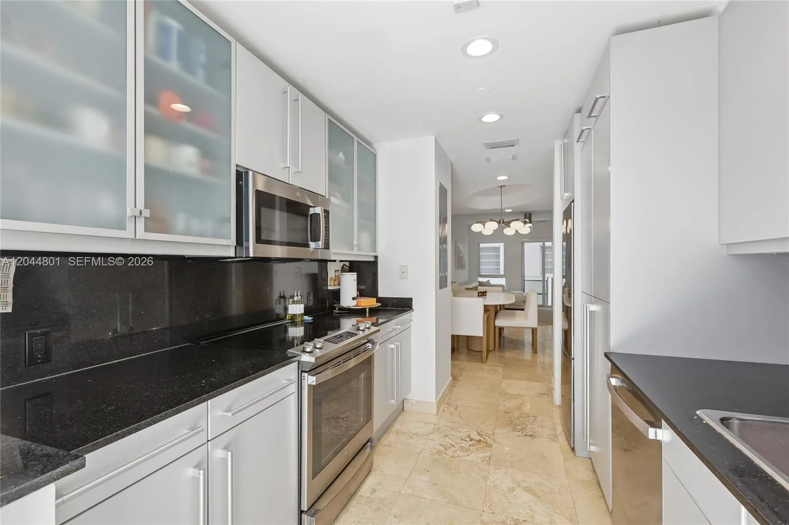 204 Washington Ave # 13, Miami Beach, FL 33139 photo 11