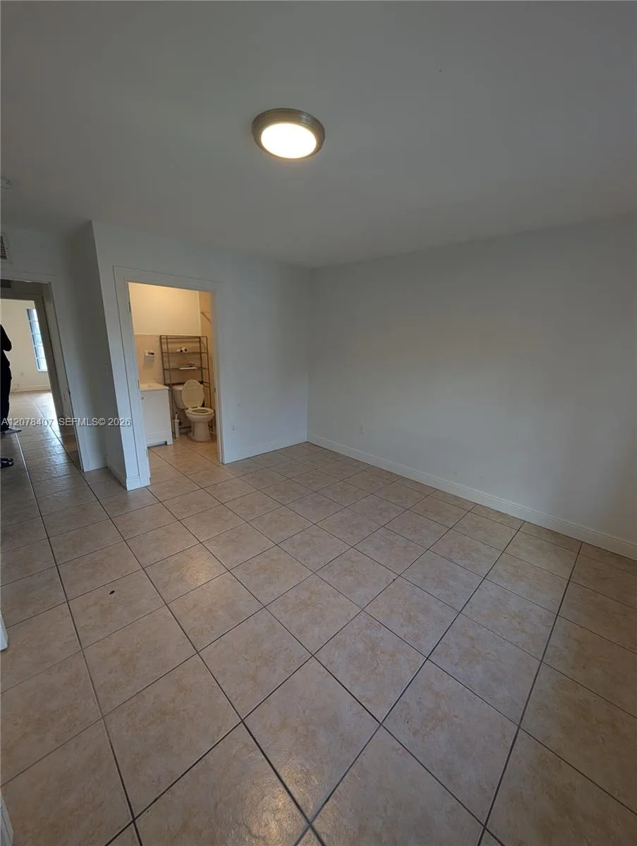 225 NW 53rd St # R, Miami, FL 33127 photo 9