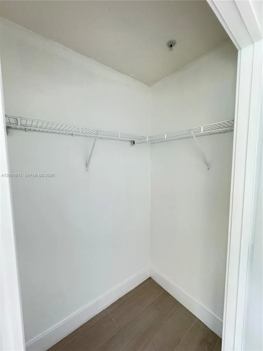 79 SW 12th St # 1702-S, Miami, FL 33130 photo 11