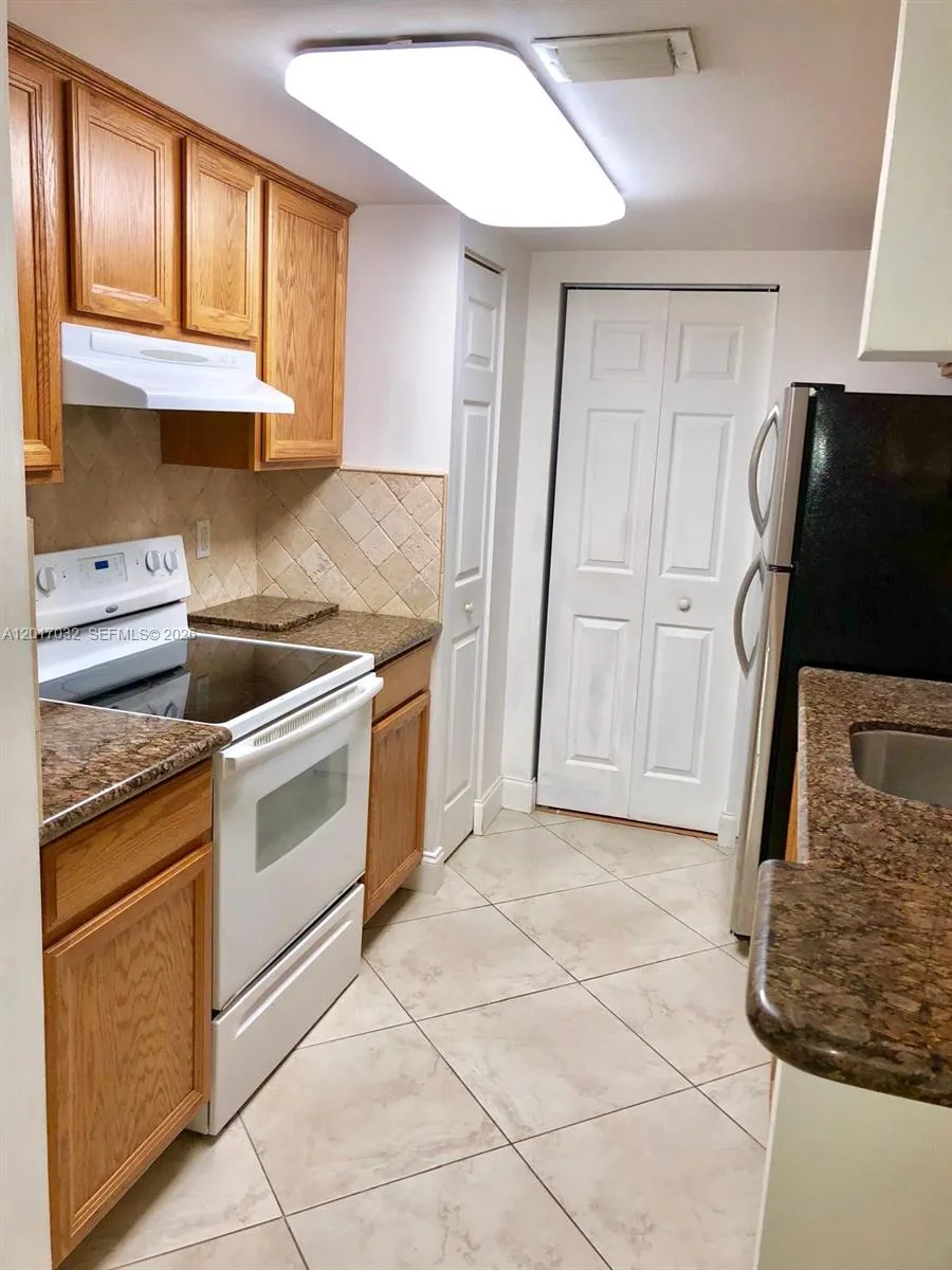 9855 Westview Dr # 723, Coral Springs, FL 33076 photo 8