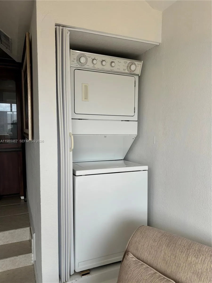 10900 SW 104th St # 303, Miami, FL 33176 photo 5