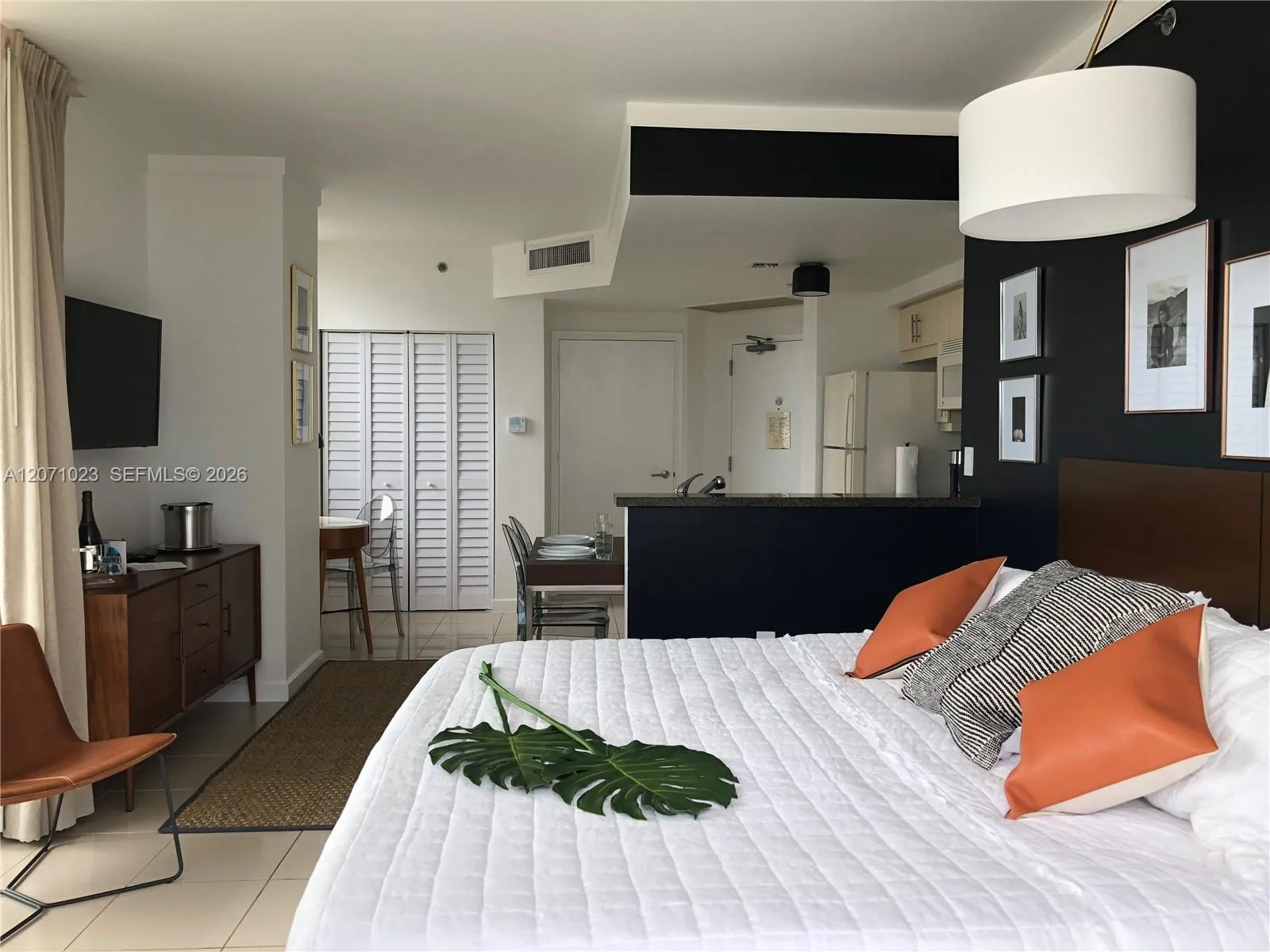 2889 Mcfarlane Rd # 1610, Miami, FL 33133