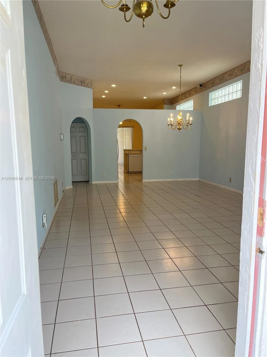 10854 Limeberry Dr, Cooper City, FL 33026 photo 6