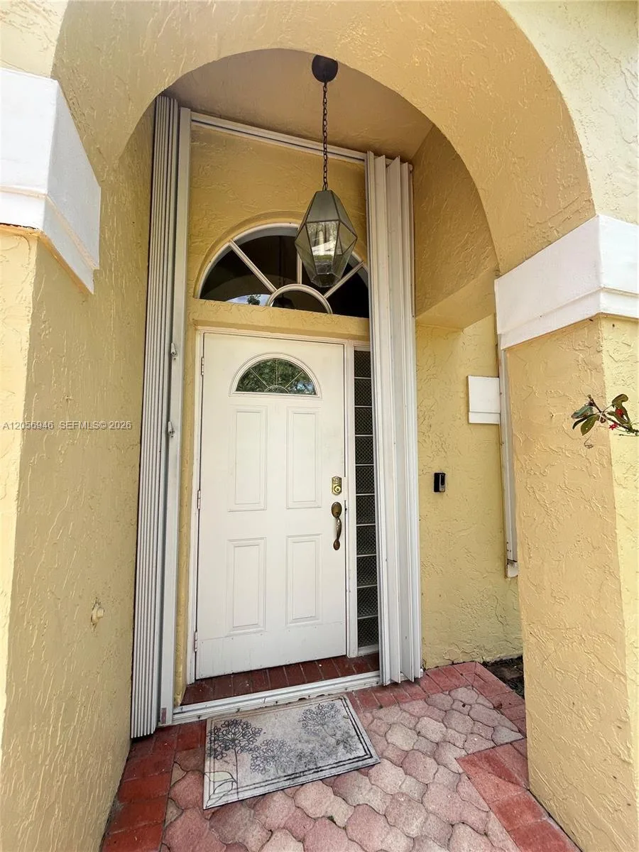 10854 Limeberry Dr, Cooper City, FL 33026 photo 8