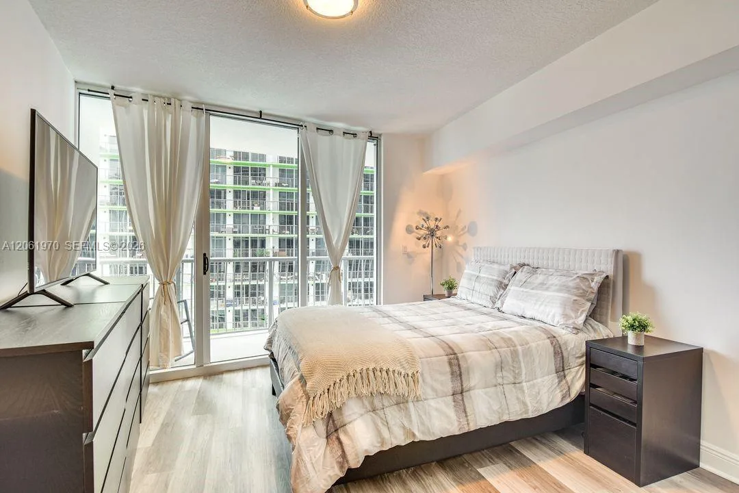 1750 N Bayshore Dr # 1909, Miami, FL 33132 photo 5