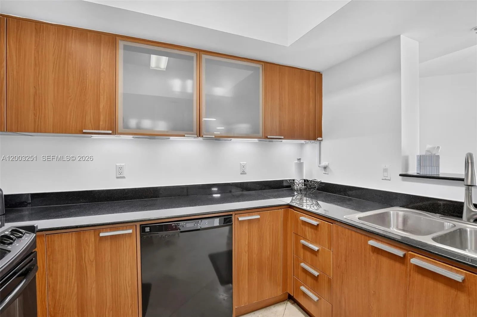 16699 Collins Ave # 2404, Sunny Isles Beach, FL 33160 photo 13