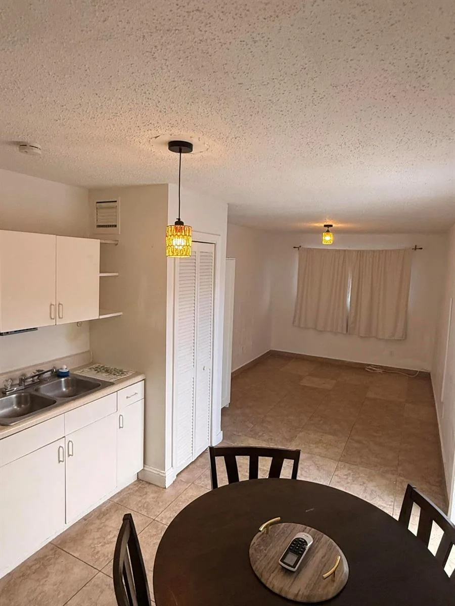 17131 NW 44TH Avenue, Miami Gardens, FL 33055 photo 2