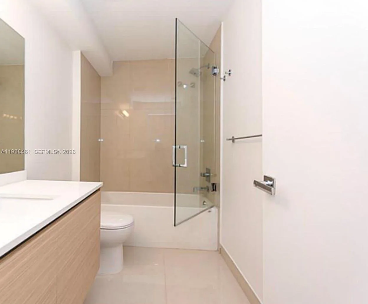 600 NE 27th St # 2004, Miami, FL 33137 photo 9