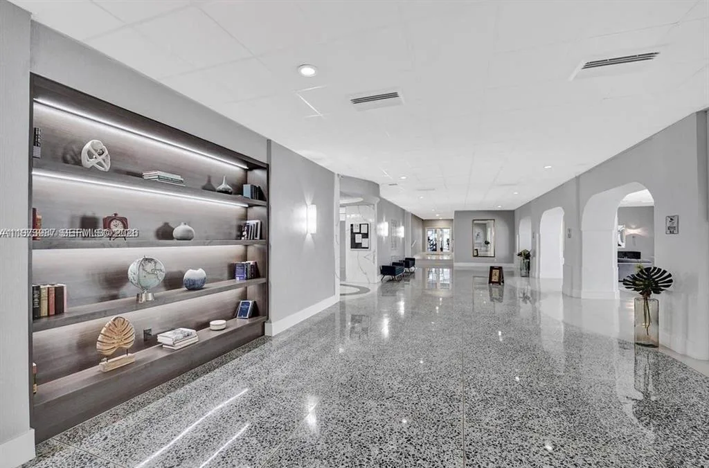 3140 S OCEAN Drive # 210, Hallandale Beach, FL 33009 — zdjęcie 3