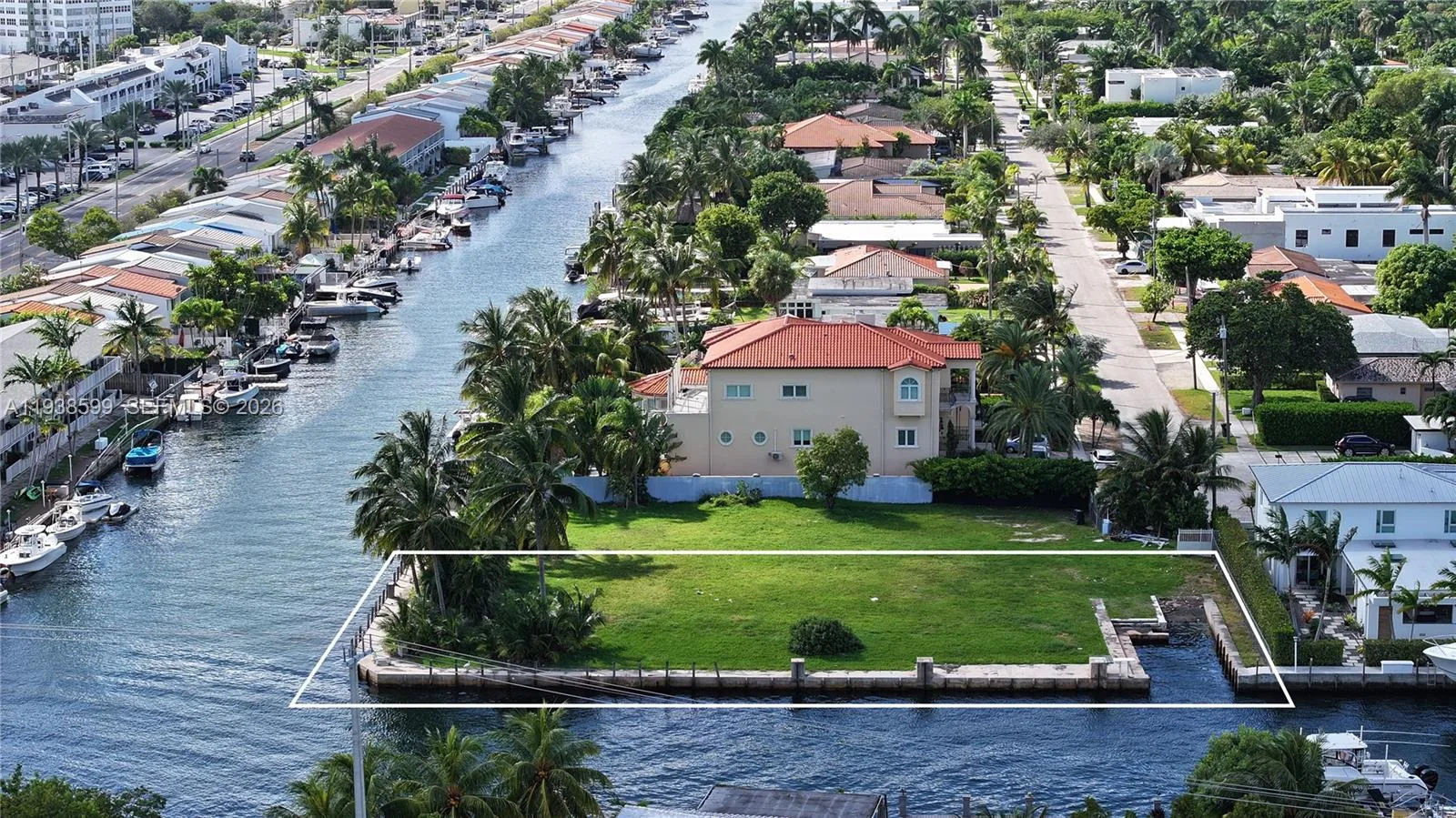 2210 NE 124th St, North Miami, FL 33181 photo 5