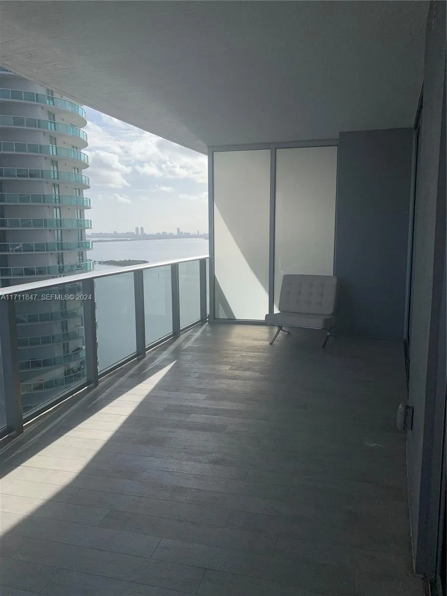 488 NE 18th St # 2705, Miami, FL 33132 photo 5