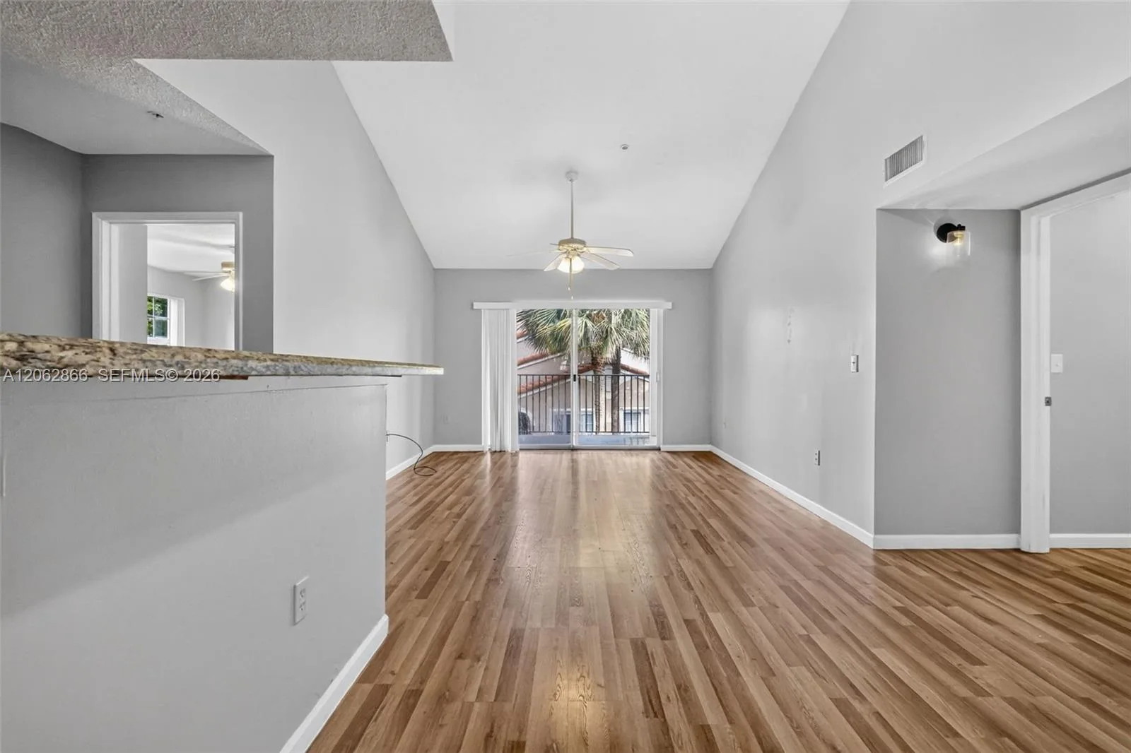 7808 Sonoma Springs Cir # 304, Lake Worth, FL 33463