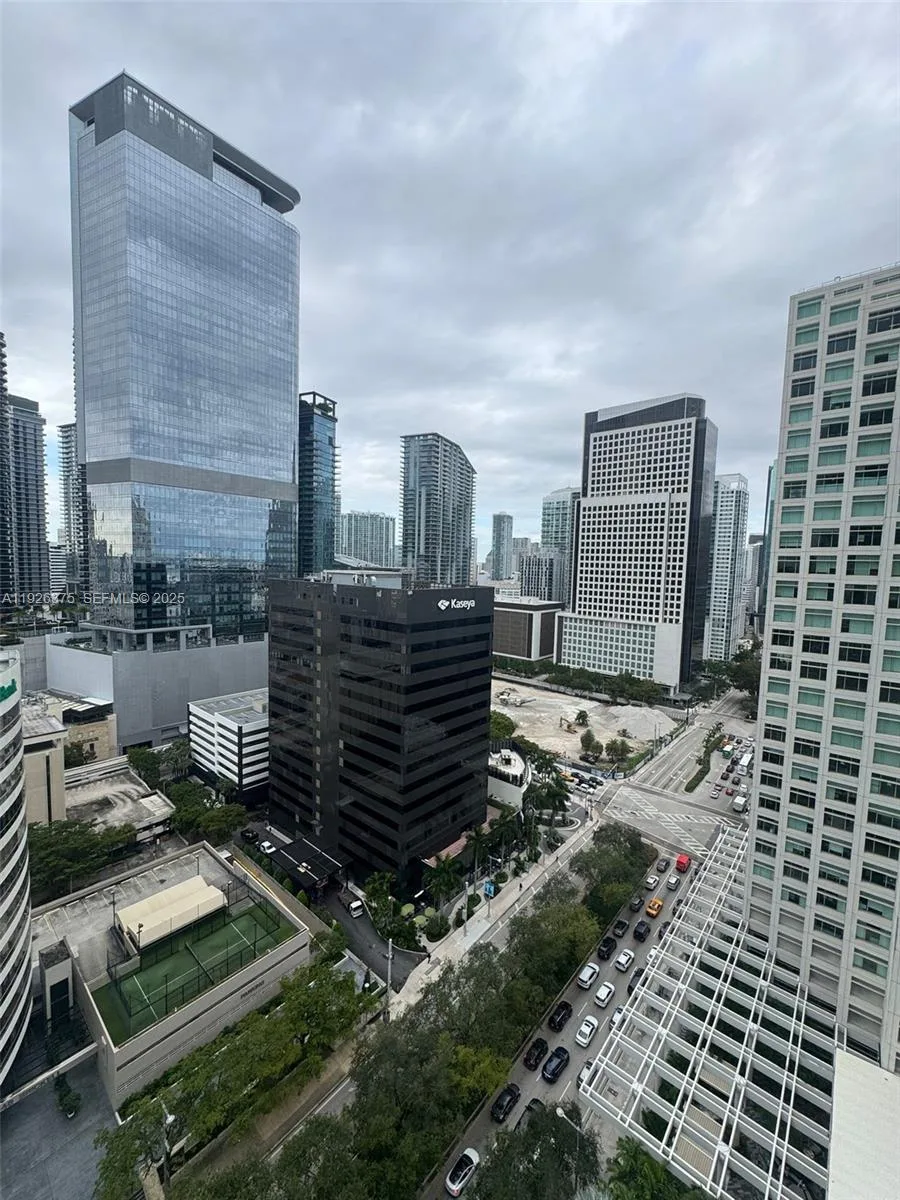 951 Brickell Ave # 2301, Miami, FL 33131 photo 5
