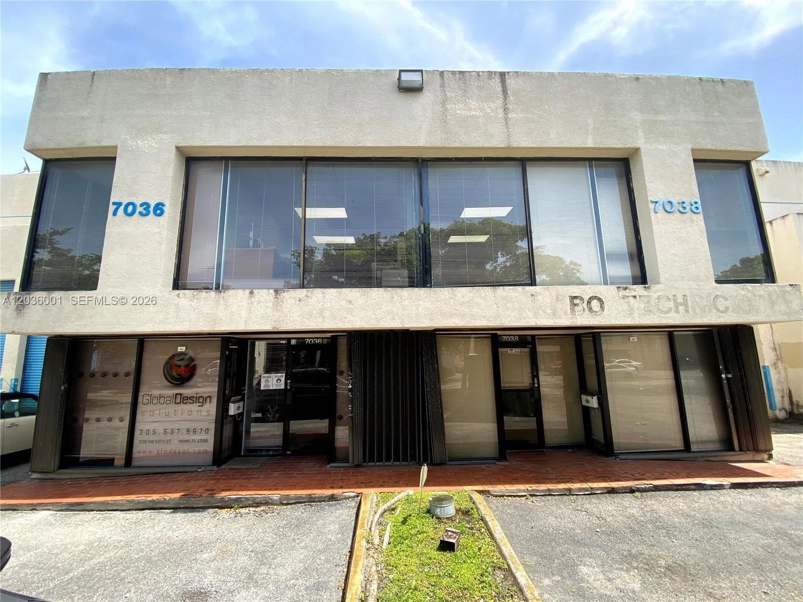 7038 NW 50th St # 5-2, Miami, FL 33166