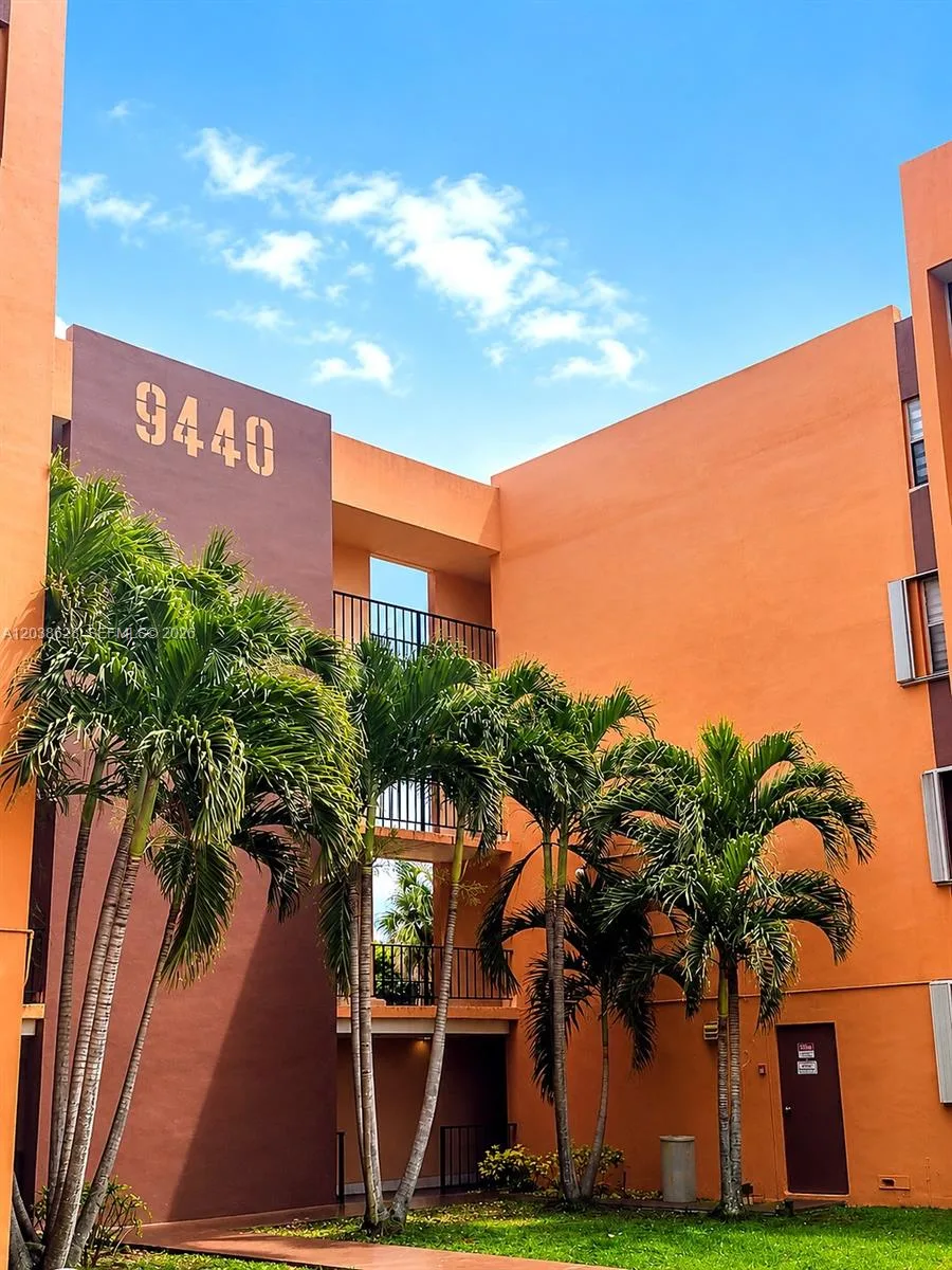 9440 W Flagler St # 205, Miami, FL 33174 photo 2
