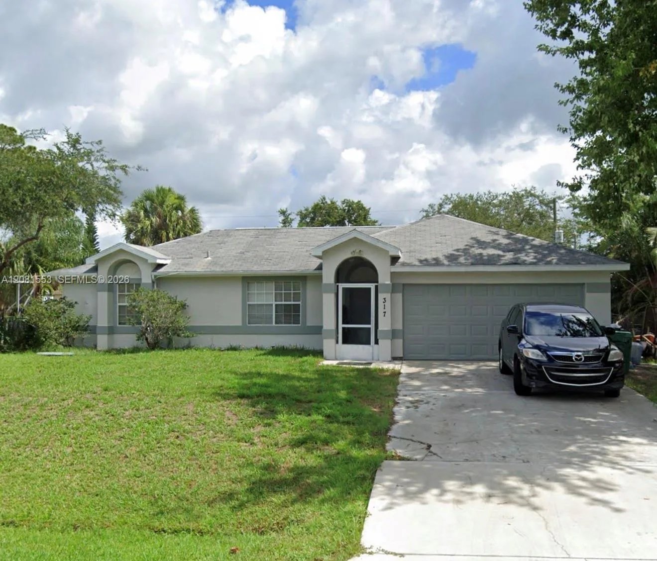 317 SW Buxton Ave, Port St. Lucie, FL 34983